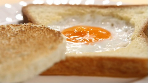 Ekmek İçinde Yumurta Tarifi