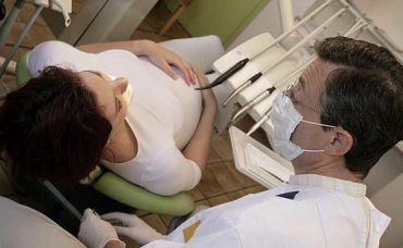 Hamilelikte Diş Hekimine Gidilir mi?