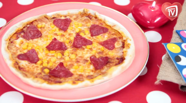 Kalpli Mayasız Mini Pizza Tarifi
