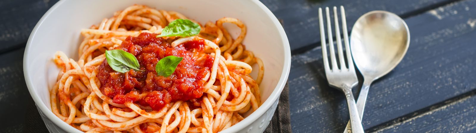Spagetti Makarna Nasıl Yenir?