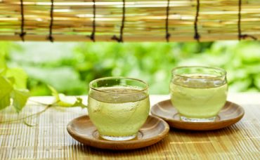 Yeşil Çaydan Serinleten Tonik Yapımı