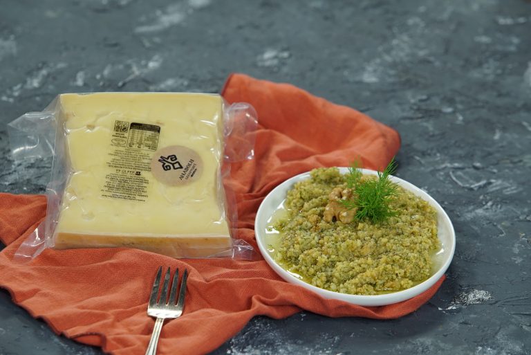 Anadolu Lezzetleri Kars Gravyer Peynirli Ezme Yemek Tarifleri