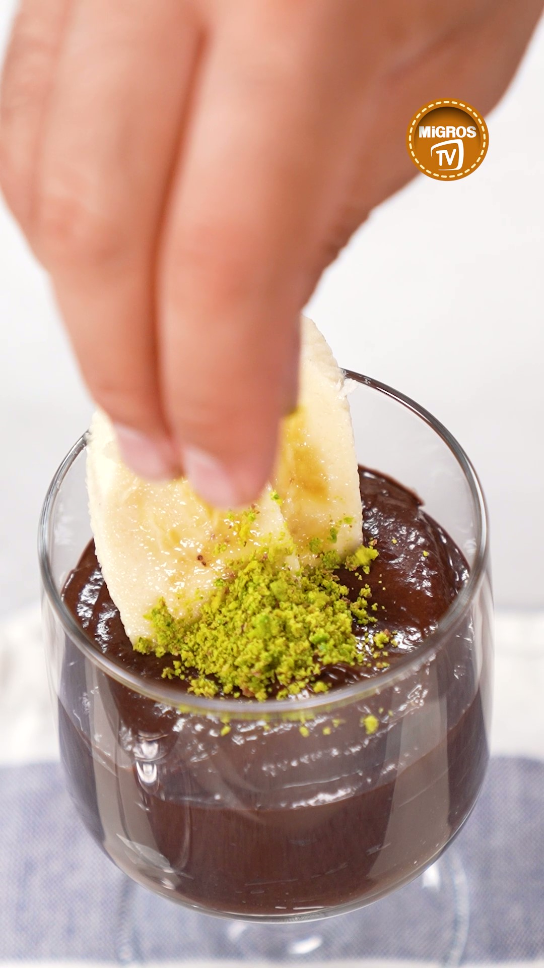 4 Malzemeli Avokadolu Puding Tarifi