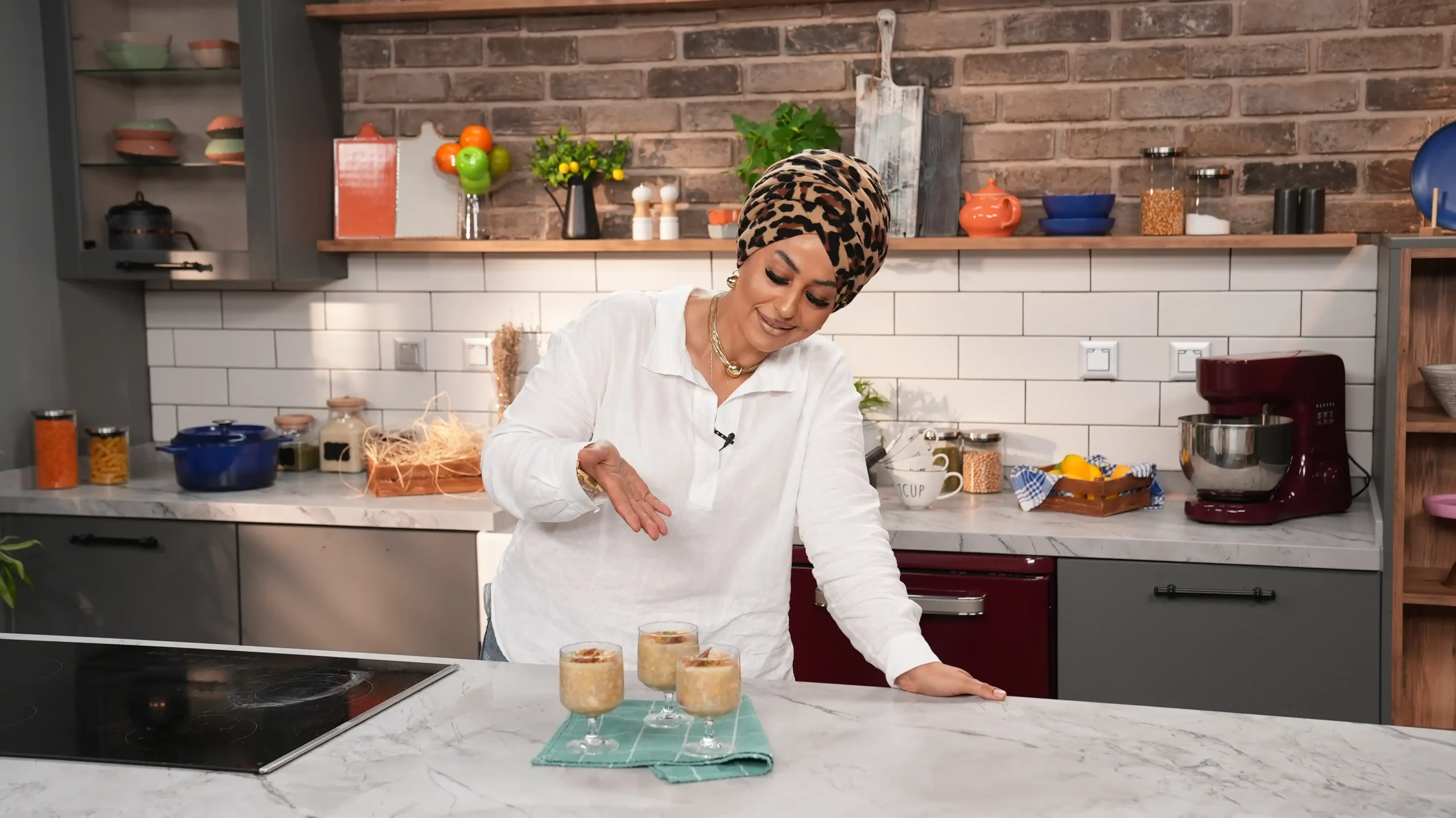 Esra Tokelli’den Tam Kıvamında Aşure Tarifi