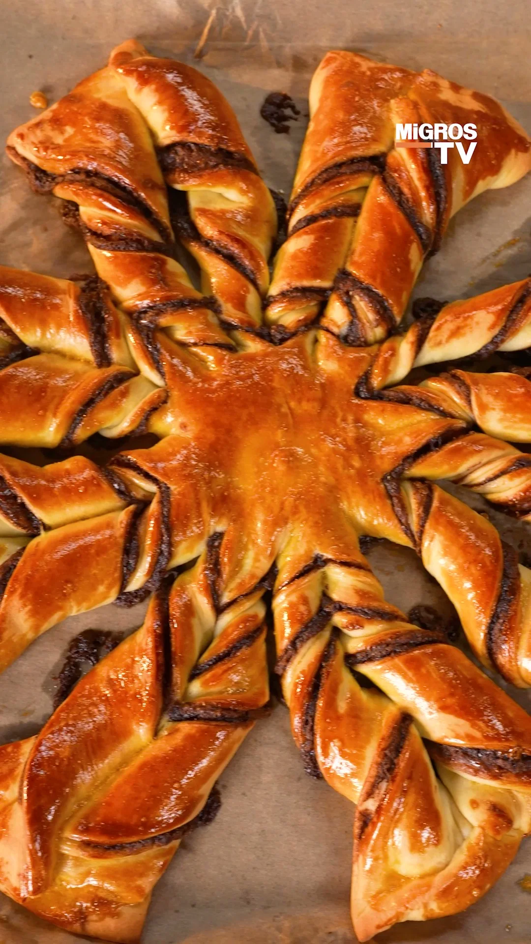 Yumuşacık ve Bol Çikolatalı! Bu Çörek Tarifine Bayılacaksınız