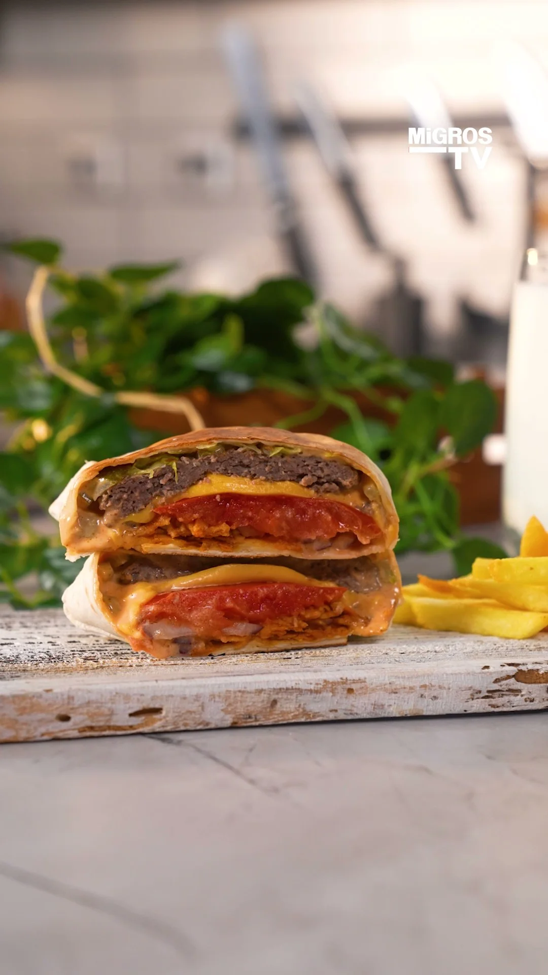 Lavaşla Yapılan En Kolay Burger! Tavada Pratik Kapalı Burger Tarifi