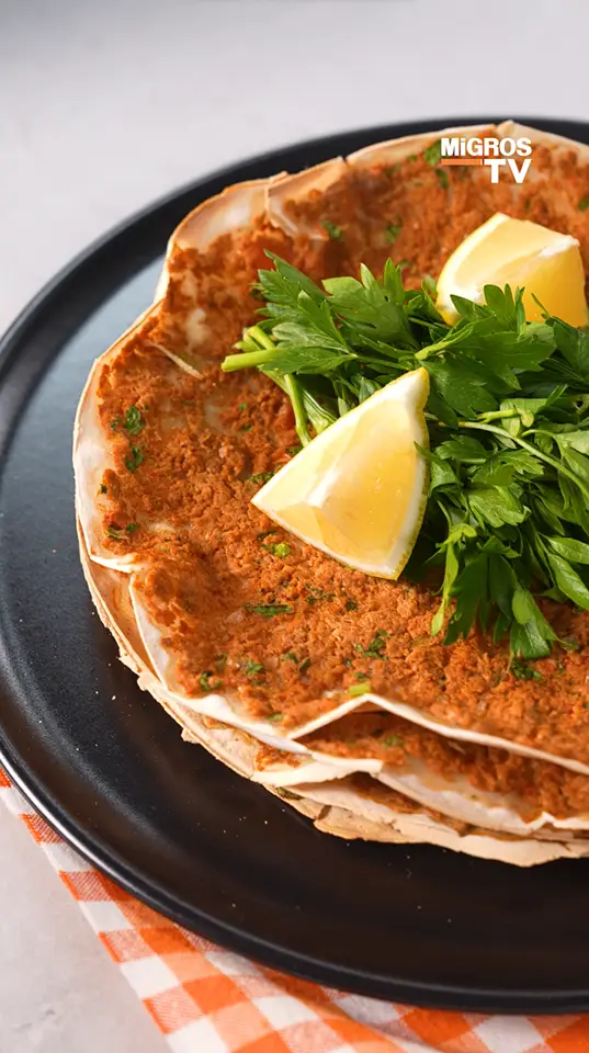 Glutensiz Lahmacun Nasıl Yapılır?