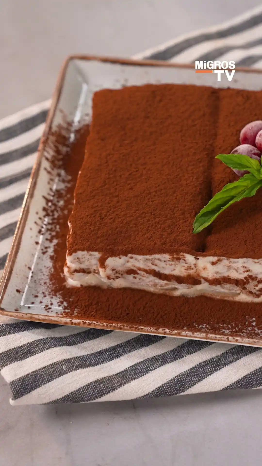 Diyet Tiramisu Tarifi | Şekersiz, Unsuz, Sağlıklı Tatlı!