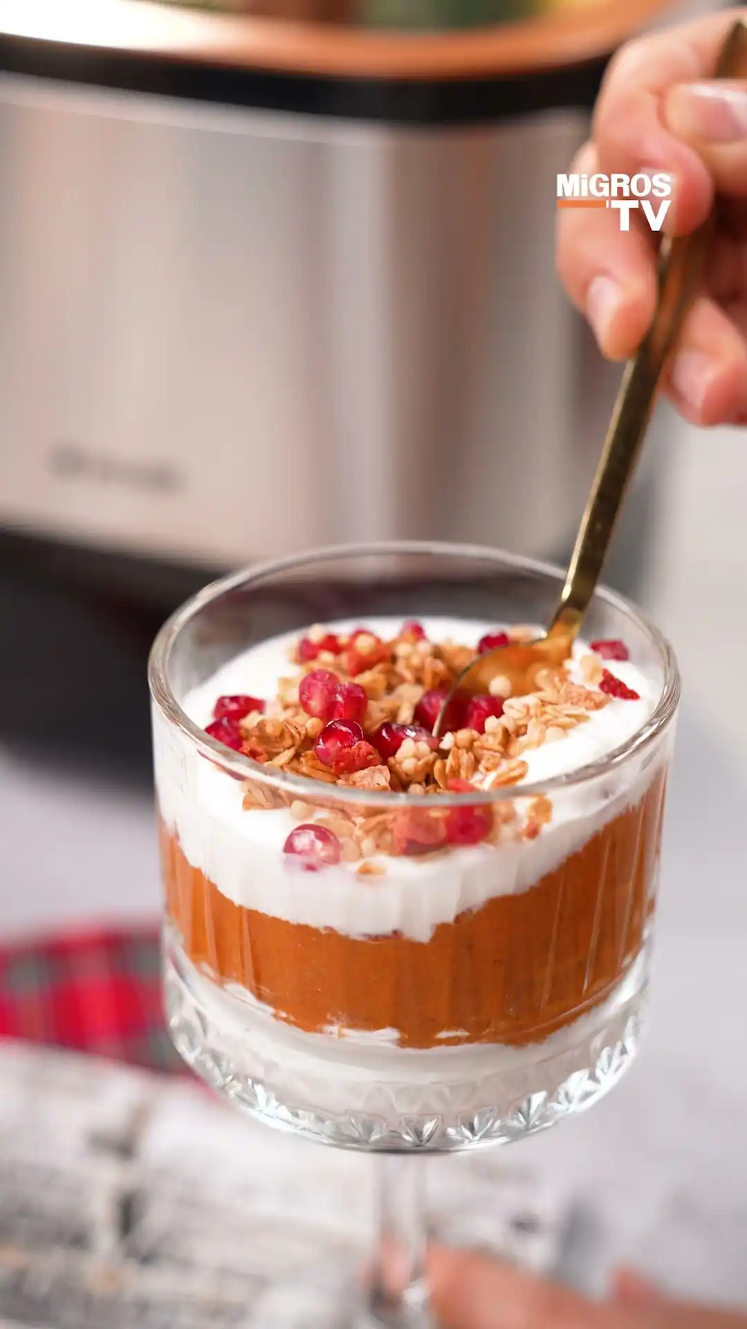 Ev Yapımı Yoğurtla Nefis Bal Kabaklı Parfe Tarifi